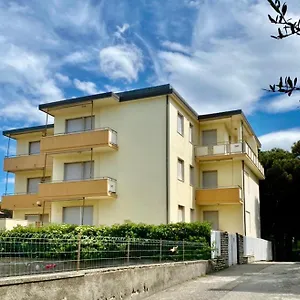 Appartamento Il Pinolo 2, Marina di Cecina